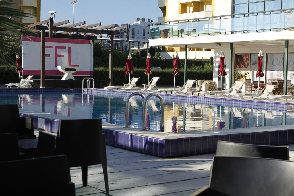 Club Esse Mediterraneo Montesilvano Exterior photo